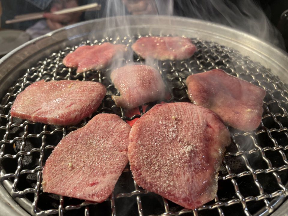 旅と食を彩る日本各地のグルメ牛タンが織りなす味の魅力発見記